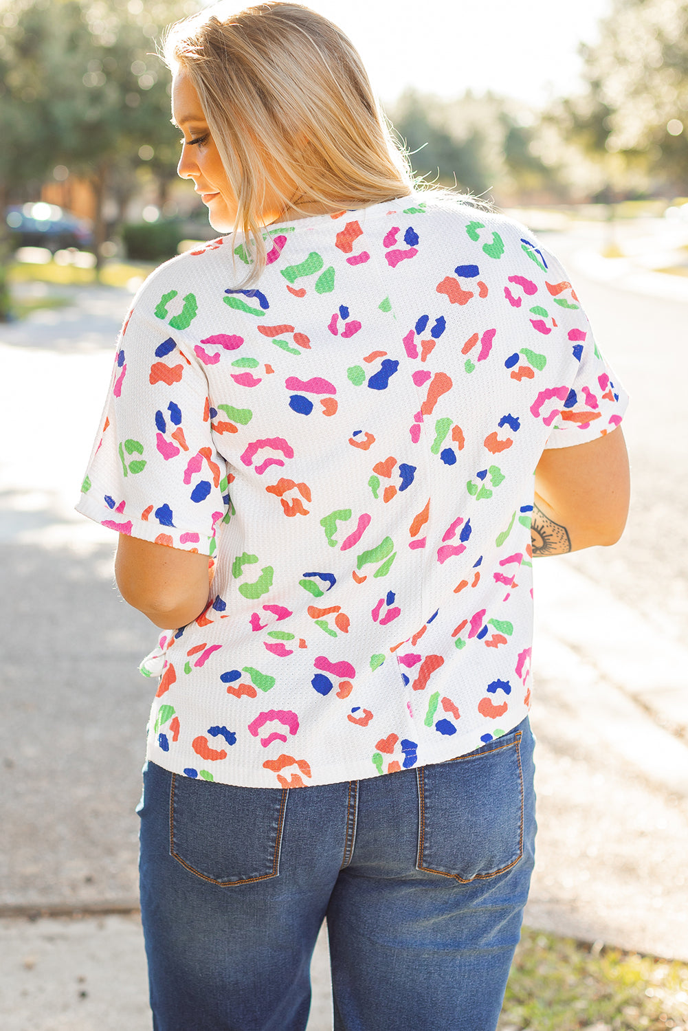 Curve White Multicolor Leopard Print Textured T Shirt