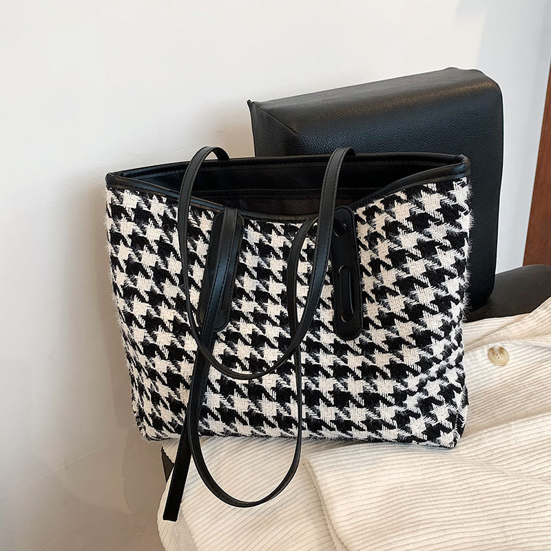 Dogtooth Large Capacity Bag