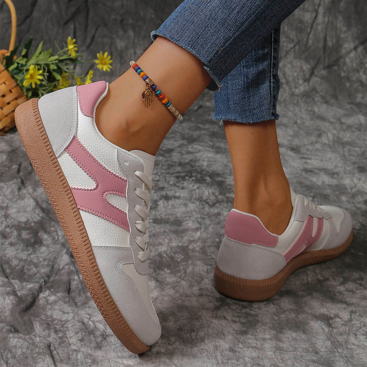 Colorblock Lace-up Round Trainers