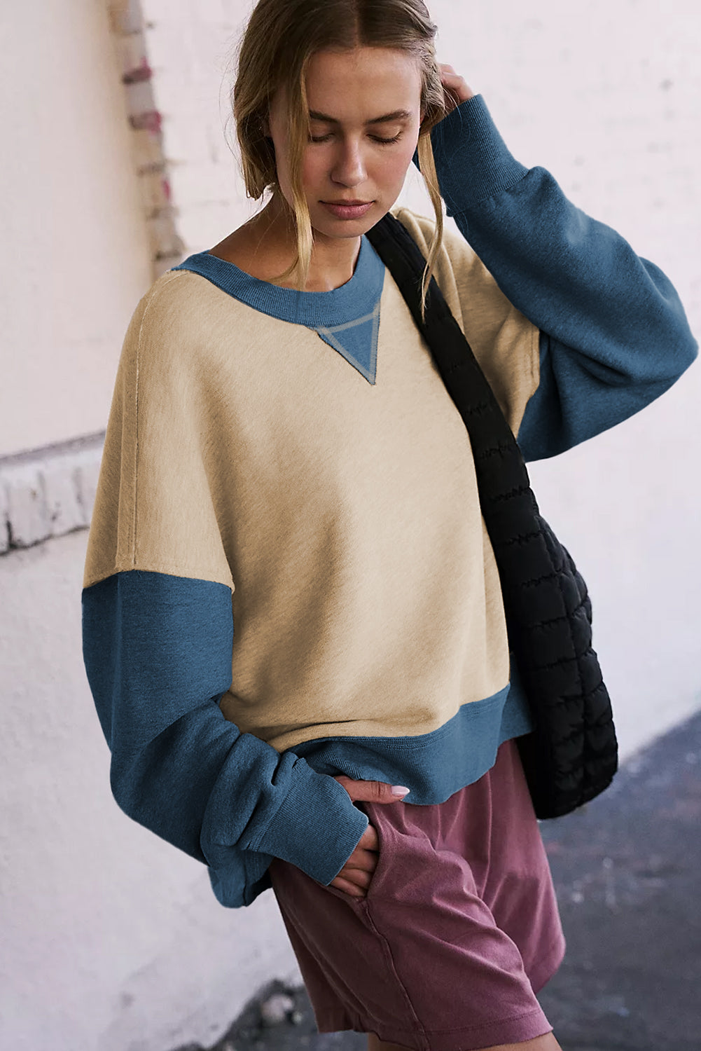 Thumbhole Sleeve Drop Shoulder Sweatshirt