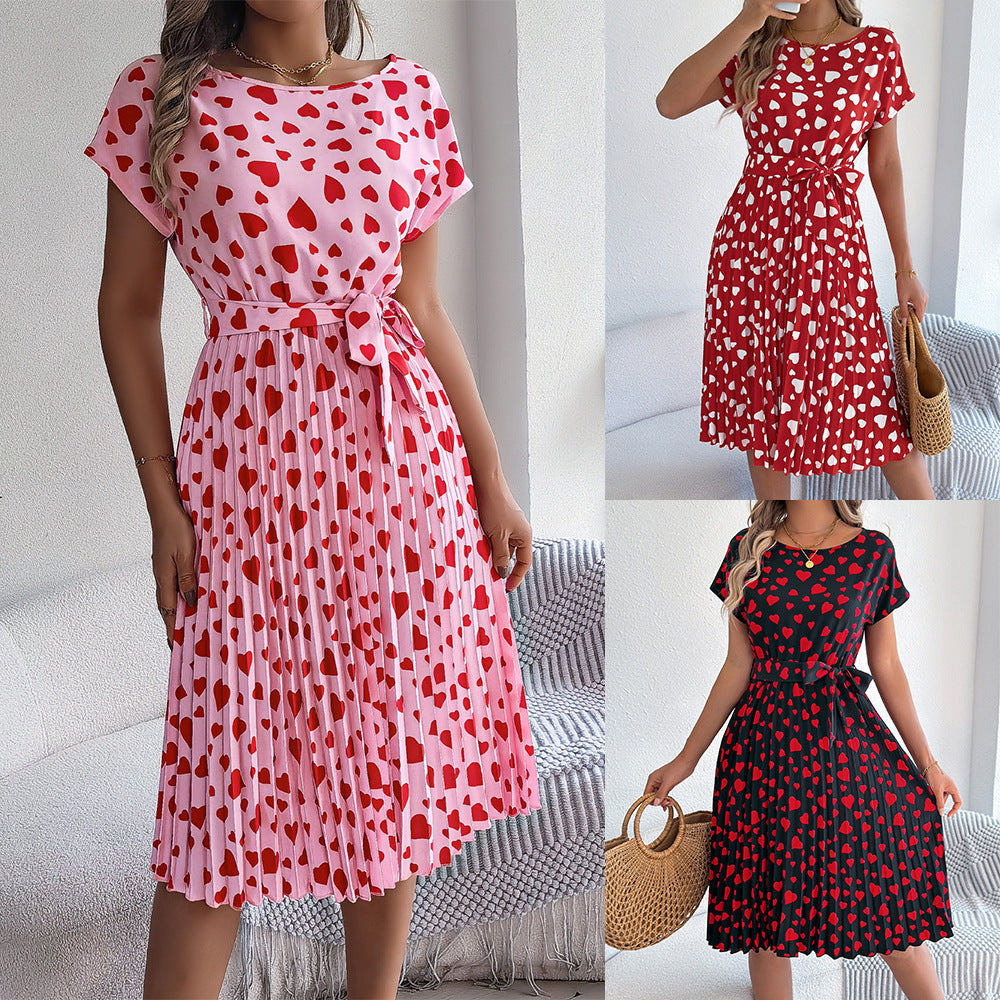 Love Heart Short Sleeve Waist-controlled Pleated Dress