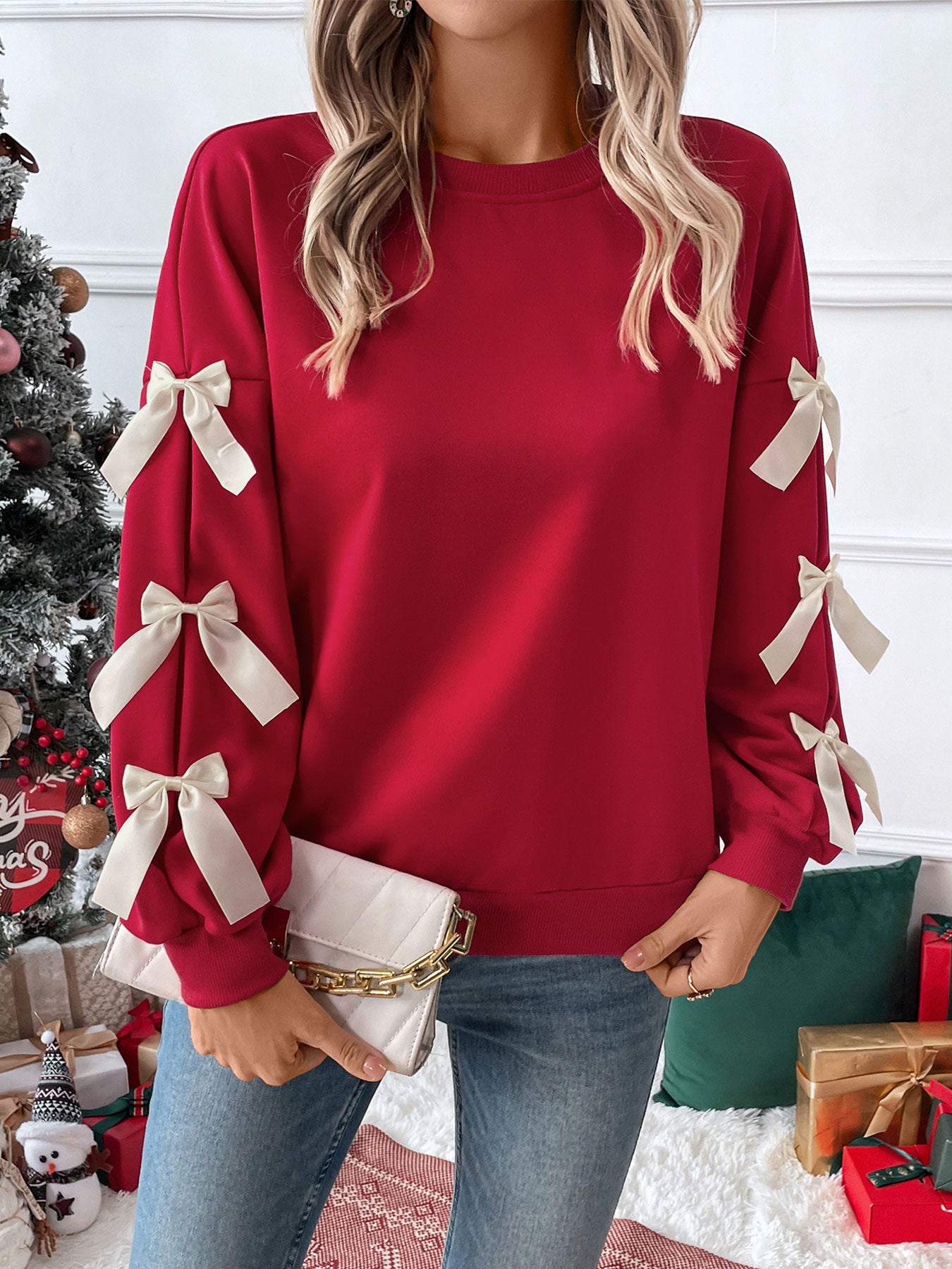 Round Neck Bow Christmas Sweater