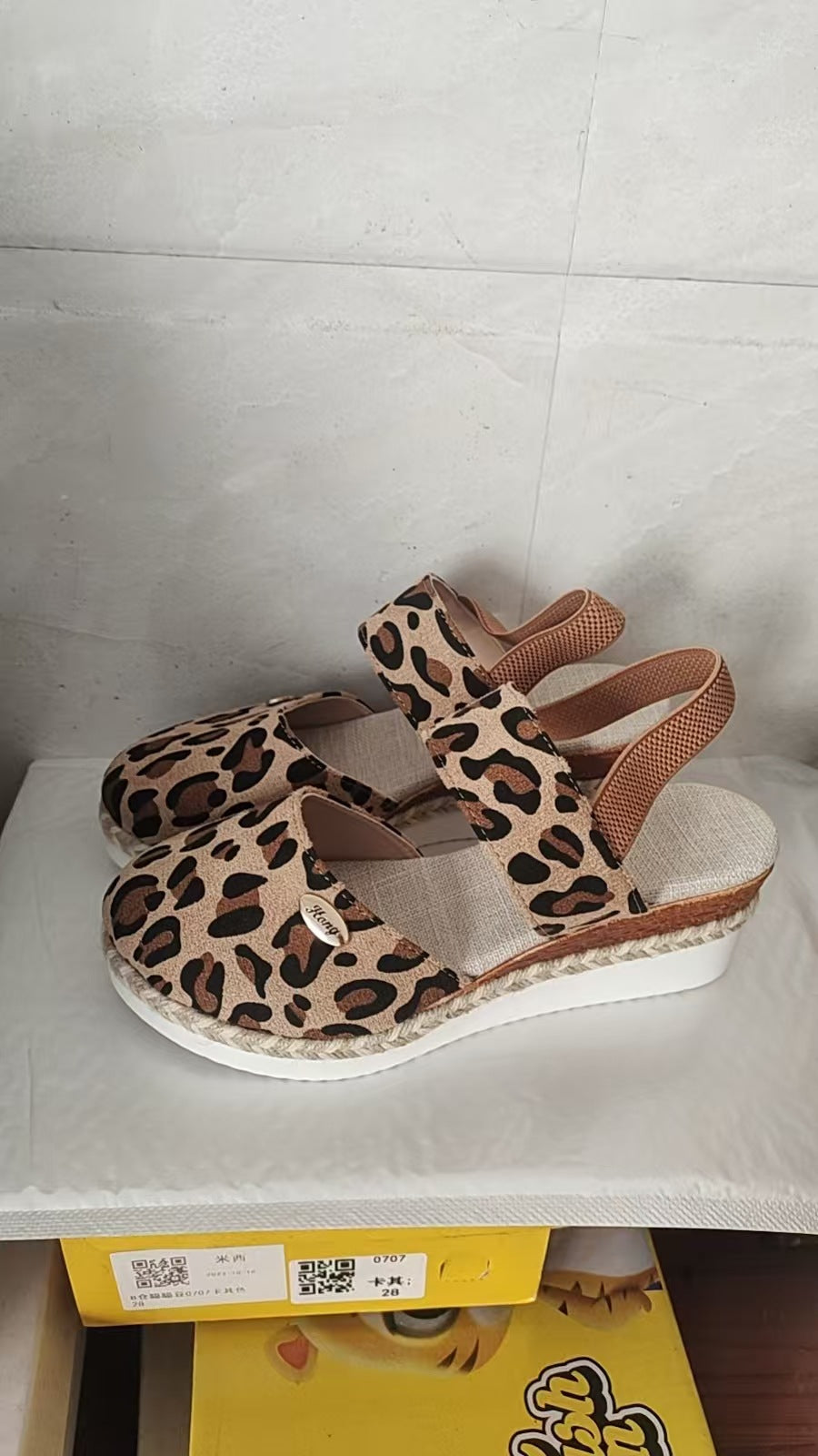 Lightweight Hemp Rope Braided Closed Toe Elastic Banded Wedges