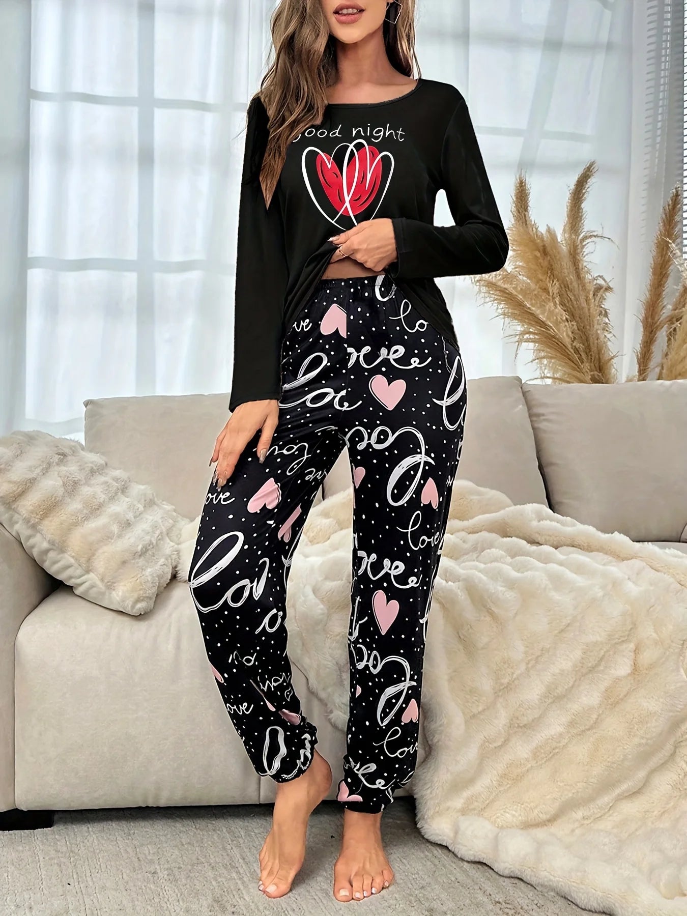 Heart Pattern Long-Sleeved Pyjamas