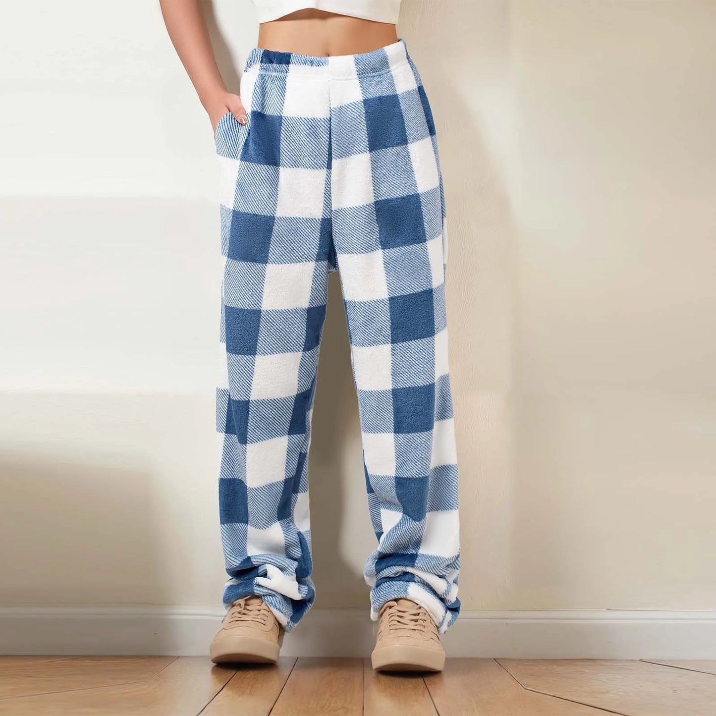 Plush Plaid Pyjama Bottoms with Pockets
