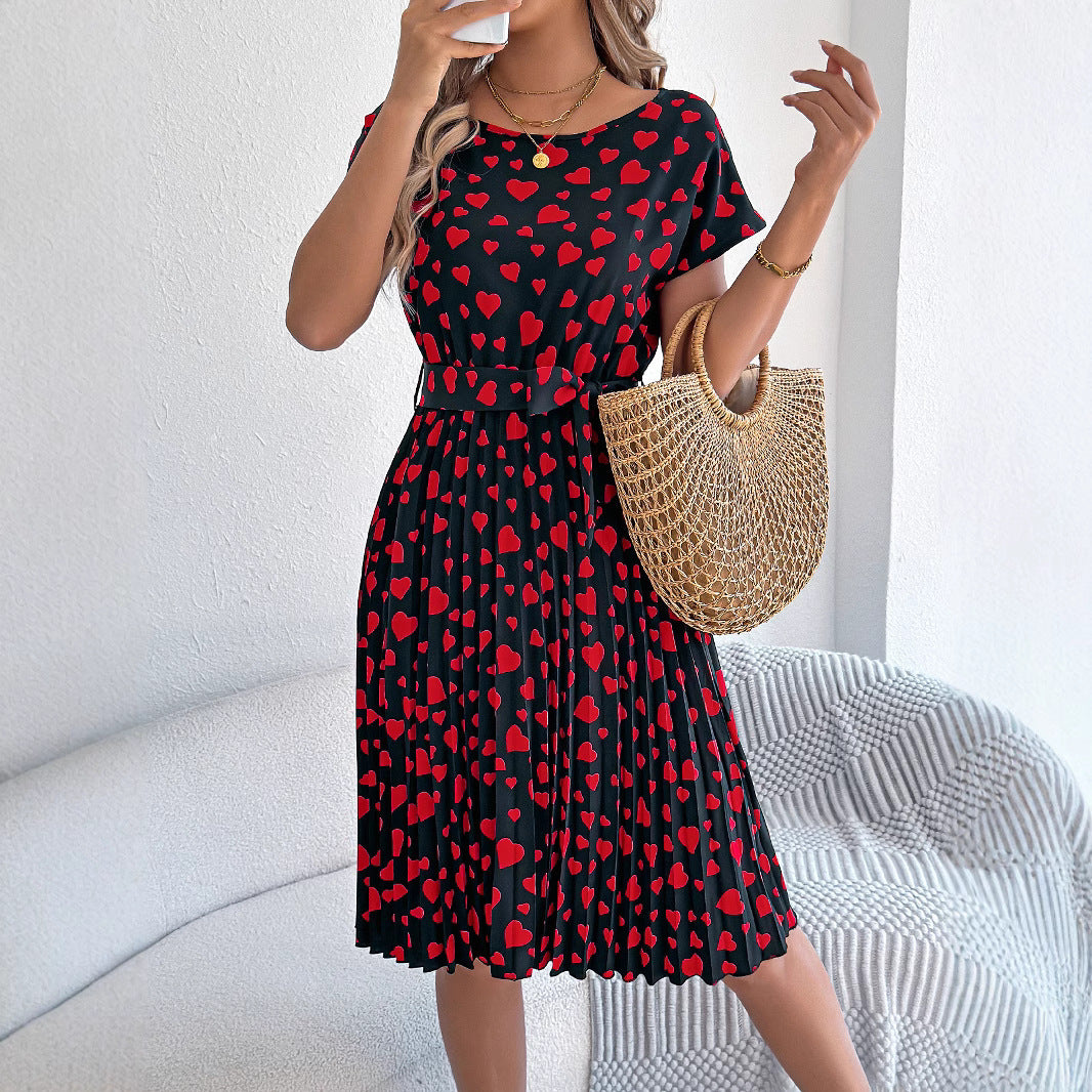 Love Heart Short Sleeve Waist-controlled Pleated Dress