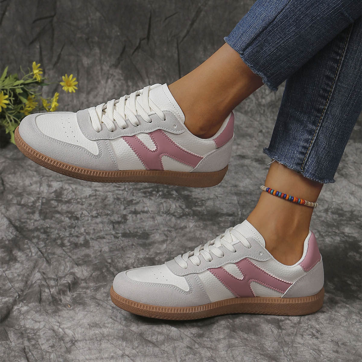 Colorblock Lace-up Round Trainers