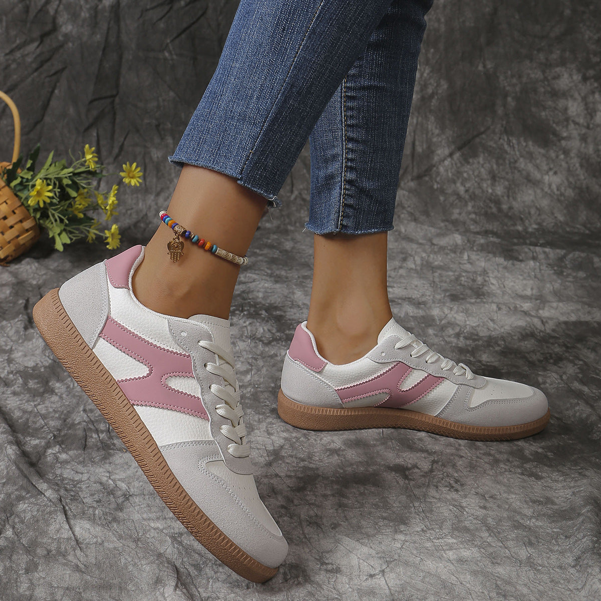 Colorblock Lace-up Round Trainers