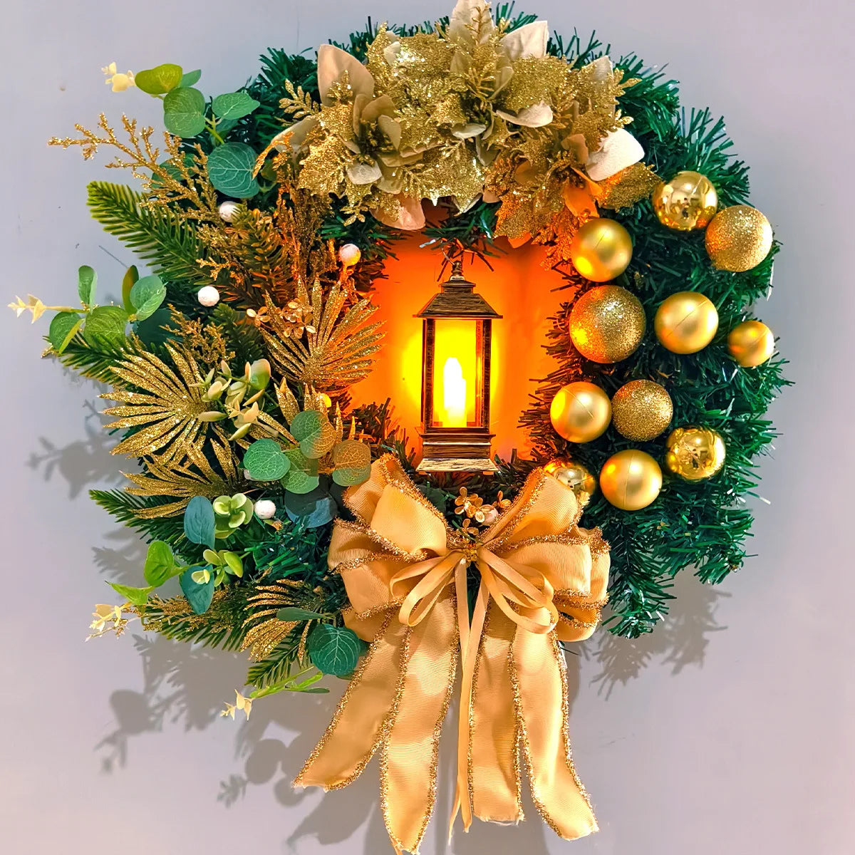 Christmas Wreath With Lamp Decoration