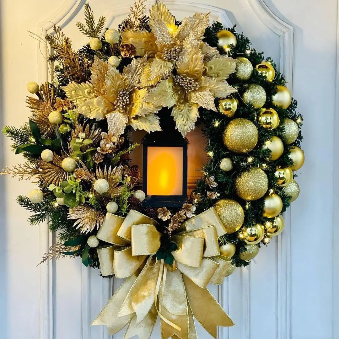 Christmas Wreath With Lamp Decoration