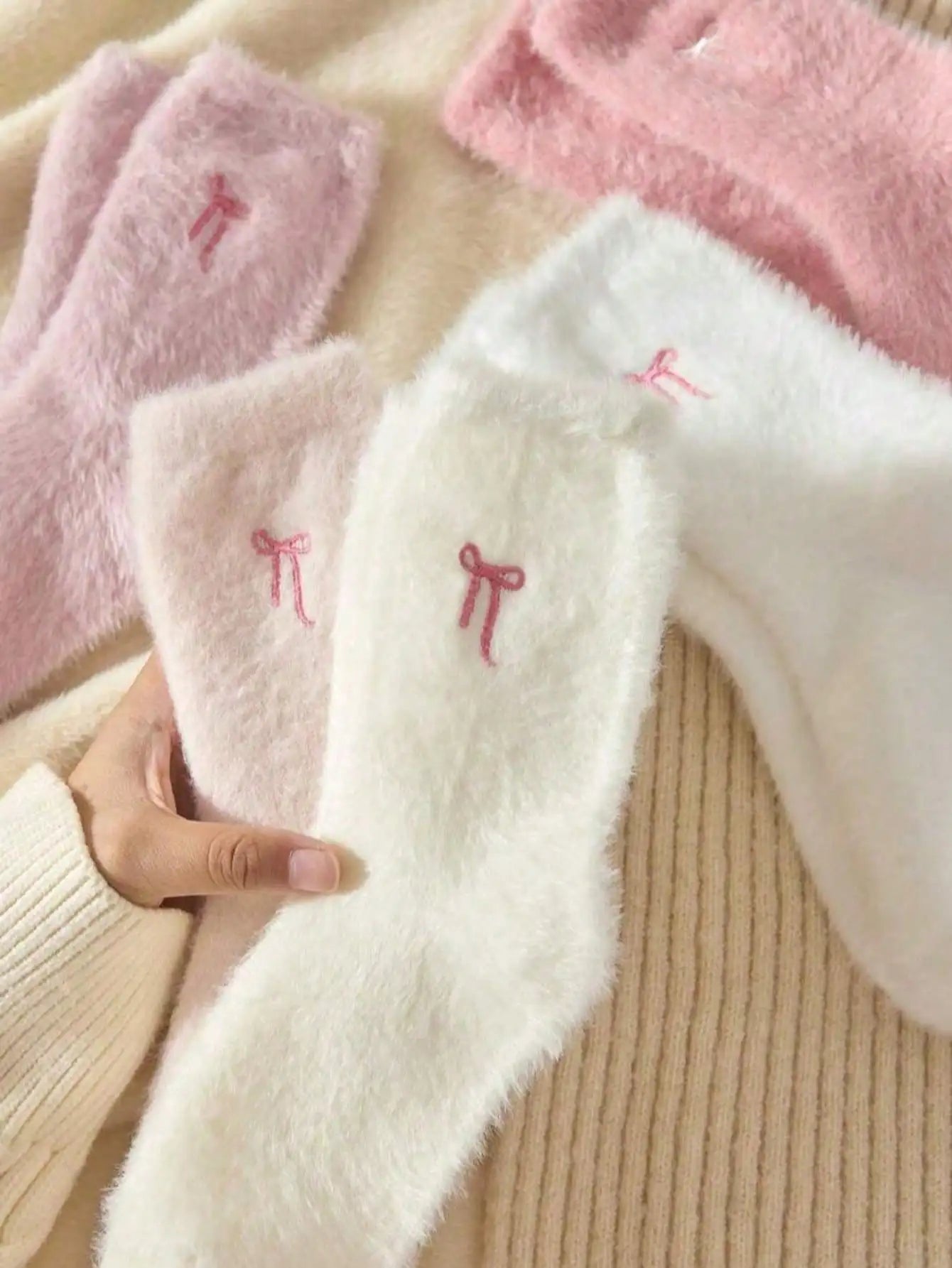 Fleece Bow-Tie Plush Socks