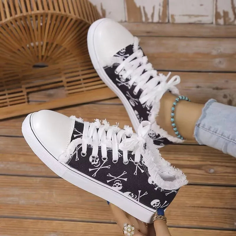 Skull Distressed Canvas Shoes