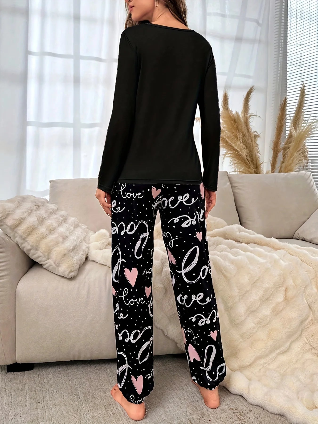 Heart Pattern Long-Sleeved Pyjamas