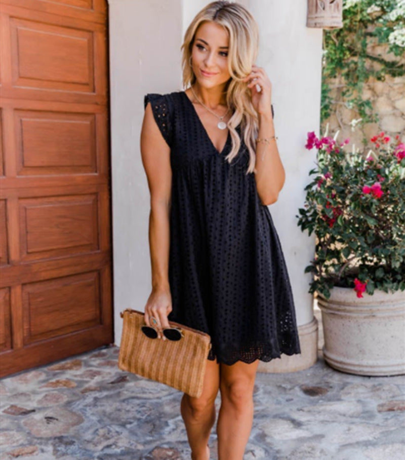 Sleeveless Jacquard Cutout V-Neck Summer Dress with Pockets